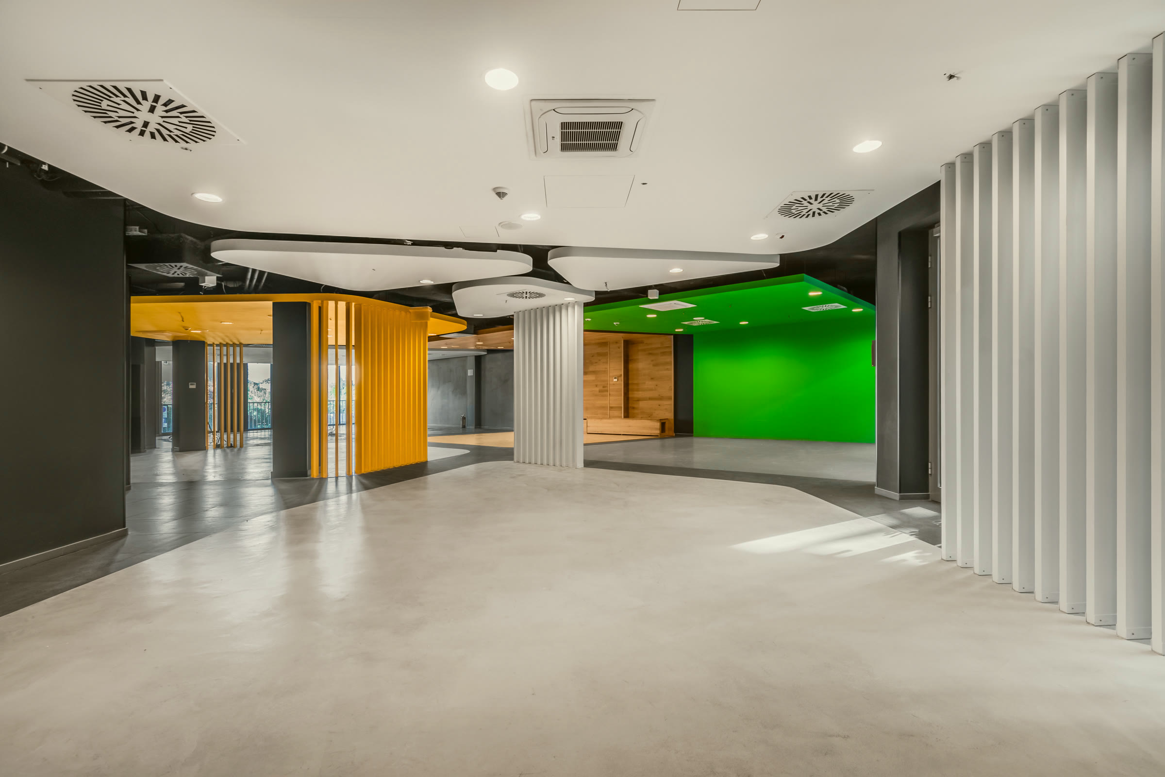 Lobby circulation